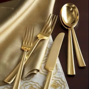 Eleve las reuniones formales con cubertería y utensilios ornamentales portugueses diseñados para presentaciones de lujo. - Product Image 1