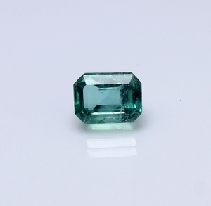 GEMAS INTERNACIONALES, Esmeralda Verde 100% Natural Certificada por IGI, Piedra Preciosa Suelta Sin Tratar, Corte Octogonal, Juego de Colores - Product Image 3