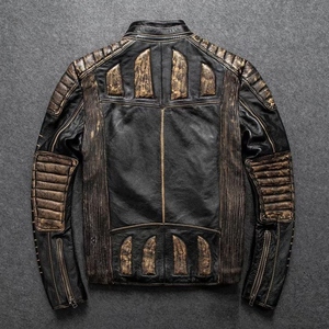 Chaqueta de Cuero Negra para Hombre, Estilo Motero, con Mangas con Diseño de Llamas y Acabado Vintage Desgastado, Calidad Premium, Elegante, Duradera y Cómoda, con Cierre - Product Image 1