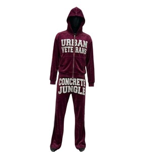 Ensemble de survêtement zippé personnalisé pour homme – Tenue de sport tendance et durable pour le jogging et l'entraînement - Product Image 6