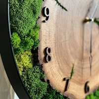 Jam Dinding Kayu Green Haven dengan Desain Artisan Kayu Berlumut, Gaya Rustic Hutan Hidup yang Memesona