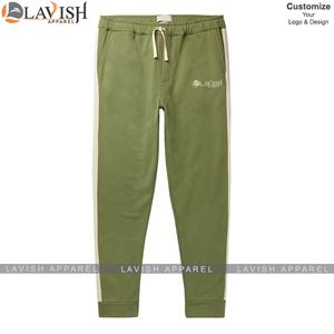 กางเกงแทร็คผ้าฟลีซลายทางพรีเมียมจาก Lavish Apparel สำหรับผู้ชาย ผลิตตามสั่ง สไตล์ลำลอง สตรีทแวร์ ระบายอากาศได้ดี เป็นมิตรกับสิ่งแวดล้อม น้ำหนักเบา - Product Image 6