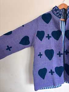 เสื้อแจ็คเก็ตสีม่วงลายหัวใจเลาเวนเดอร์ งานแฮนด์เมด ดีไซน์ทรงบ็อกซี่ ของขวัญสำหรับเธอ เหมาะกับชุดลำลอง - Product Image 4
