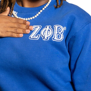 Sudadera Azul Chenille de la Hermandad Zeta Phi Beta para Mujer, Diseño con Letras Griegas en la Espalda, Talla Real, Sudadera Cómoda para Hermanas - Product Image 5