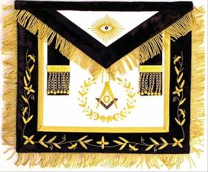 Tablier maçonnique artisanal en peau d'agneau 100% pour Maître Maçon de Grande Loge, avec collier et manchettes à chaîne - Ensemble de regalia de qualité supérieure - Product Image 2