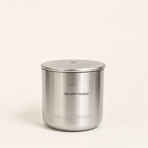 Pot à bougie vintage en acier inoxydable avec couvercle, vente en gros, récipient minimaliste en métal pour bougies parfumées, résistant à la chaleur, avec brosse - Product Image 1