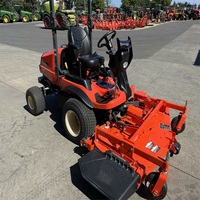 Kubota F2690 Motorlu Binilebilir Çim Biçme Makinesi, Profesyonel Biçim İçin Hassasiyet ve Güç Sunuyor