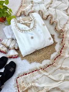 Parfait pour l'automne/l'hiver/l'été, robe Anarkali/Kurti en tissu fausse fourrure multicolore, fraîcheur de fête, SIE - Product Image 5