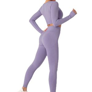 Conjunto de Yoga de Cintura Alta con Efecto Lifting, Top Corto de Manga Larga, Conjunto Deportivo Sin Costuras de Secado Rápido, Ropa de Entrenamiento Morada - Product Image 2