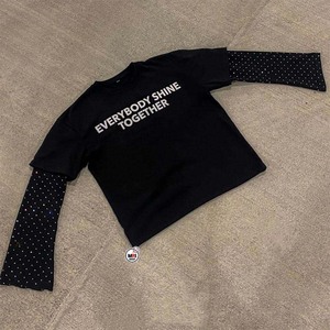 Camiseta Corta Oversize para Hombre 'Everybody Shine Together', Manga Larga Tipo Linterna, Ribete en Contraste, Algodón Jersey, Cuello Redondo, Estilo Casual - Product Image 3
