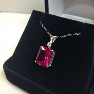 Collar Vintage de Plata de Ley con Zafiro Rosa Brillante Corte Esmeralda, Diseño de Estrella y Eslabones de Agua Dulce, Joyería de Herencia para el Día de San Valentín - Product Image 2