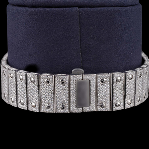 Montre à quartz tendance la plus vendue, incrustée de diamants Moissanite, cadran carré avec chiffres romains, personnalisée et éblouissante - Product Image 5