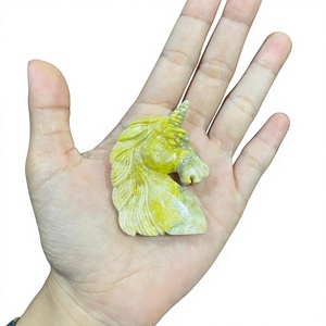 Unicornio Tallado a Mano en Jaspe Amarillo Grisáceo, Decoración de Fantasía Única - Escultura de Piedra Natural Indonesia - Product Image 6
