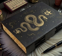 Großhandel NEW ERA Handgefertigtes Leder-Notizbuch mit UV-Druck und Büttenrand, Hexerei-Grimoire, Zauberbuch, Journal, 100 Blatt
