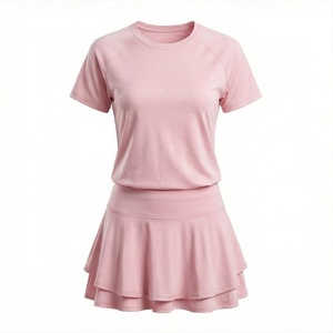 Ensemble sportif rose 2 pièces pour femme : haut à manches courtes col rond et jupe à volants, séchage rapide, tricoté, vêtements de sport printemps-été - Product Image 1
