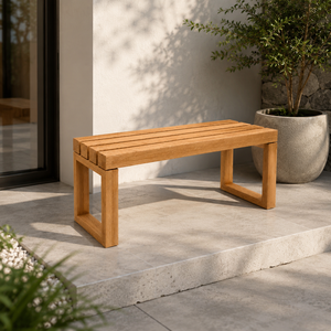 Une élégante planche de bois rehausse les meubles et les espaces intérieurs grâce à sa texture authentique, sa construction robuste et son attrait intemporel. - Product Image 1