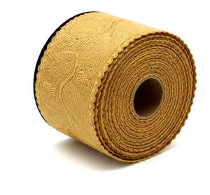 Ribete Ceremonial Personalizado de Hoja de Roble con Hilo Dorado Soluble en Agua para Prendas y Bolsos - Product Image 3