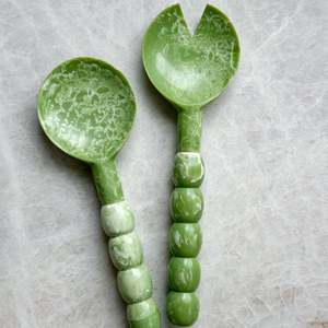 Ensemble de cuillères de service à motif marbre vert, manche perlé, en plastique, style rétro, pour salade et dessert, UO - Product Image 1