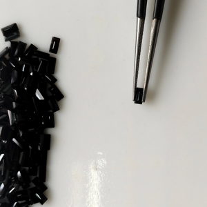 สปิเนลสีดำธรรมชาติ 4x2 มม. ทรงบาแกตต์ คุณภาพดีที่สุด พลอยหลวมสำหรับทำเครื่องประดับ ได้รับการรับรองจากเรดเมาน์เทน เจมส์ - Product Image 1