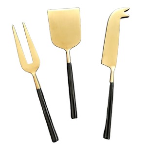 Juego de cuchillos para queso de metal de primera calidad que transforma una tabla de queso sencilla en una presentación de calidad de restaurante. - Product Image 6