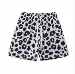 Shorts de basket-ball pour hommes avec logo personnalisé, en polyester, sublimation, double couche, maille, 5 pouces, 6 pouces de longueur de l'entrejambe, haute qualité, décontractés, style board shorts - Product Image 1