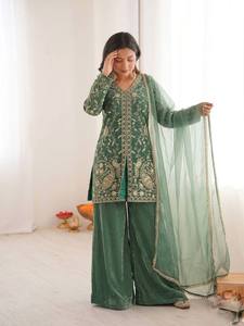 Robe Anarkali longue en velours brodé vert pour femme, tenue traditionnelle indienne et pakistanaise pour mariage, coupe ample et extensible - Product Image 5