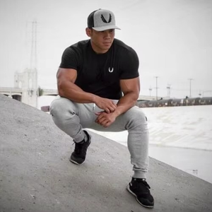 T-shirt de sport pour homme, respirant, séchage rapide, col rond, manches courtes, coupe classique, haute qualité, 220g, pour musculation et entraînement. - Product Image 2