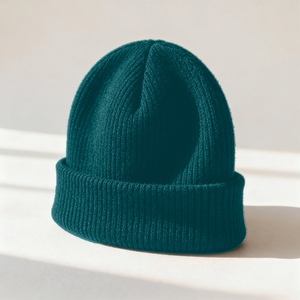 Bonnet léger personnalisé en acrylique tricoté avec broderie 3D et impression graphique, style streetwear, bonnet d'hiver à revers, vente en gros de couvre-chefs - Product Image 1