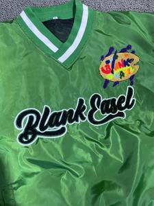 Chaqueta Cortavientos Verde de Nylon con Cuello en V para Hombre, Sudadera Personalizada de Estilo Urbano, Ropa Exterior Ligera, Suministro al por Mayor de Sudaderas con Etiqueta Privada - Product Image 4