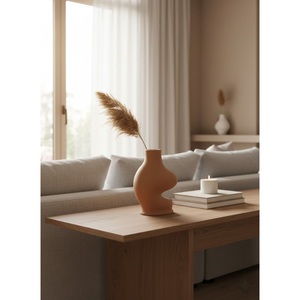Vase à fleurs en céramique minimaliste nordique, sculpture abstraite en terre cuite mate, vase décoratif pour herbe de la pampa, décoration moderne pour la maison - Product Image 1