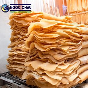 NGOC CHAU Natural Rubber Ribbed Smoked Sheet Foaming Grade Medical & Automotive Applications Binh Thuan Vietnam RSS3 Bale Shape - Product Image 2