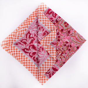 Foulard carré bandana en coton premium écologique à nouer, imprimé floral, haute qualité, respirant, tendance, confortable, unisexe, anti-transpiration - Product Image 3