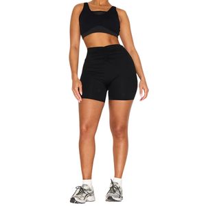 Ensemble Athleisure de Yoga Respirant Personnalisé pour Femmes – Soutien-Gorge de Sport Ajustable et Short Cycliste Froncé – Tenue de Gym en Gros - Product Image 1