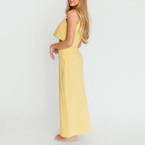 Conjunto de Falda de Tenis de Dos Piezas Vintage con Logotipo Personalizado para Mujer - Falda de Yoga de Cintura Alta con Sujetador Deportivo, Diseño Transpirable - Product Image 3