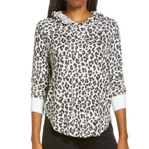 Pull à Capuche Femme Motif Léopard Style Minimaliste avec Poche Frontale Tendance Manches Longues et Logo Personnalisable 2026 - Product Image 1