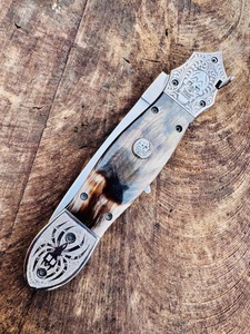 Cuchillo de bolsillo plegable de acero de Damasco hecho a mano con mango de madera y funda de cuero, cuchillos de supervivencia al por mayor, Pasha Enterprises - Product Image 6