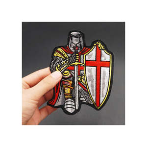 Écusson personnalisé brodé des Chevaliers Templiers, motif bouclier croix rouge, à coudre, en tissu, forme circulaire 29,5x22CM, pour promotion - Product Image 4