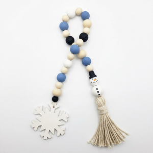 Guirlande de Noël artisanale DECORYUG avec bonhomme de neige en perles de bois et pompons en jute, décoration murale rustique d'hiver style ferme, idéale pour l'inauguration de la maison - Product Image 1
