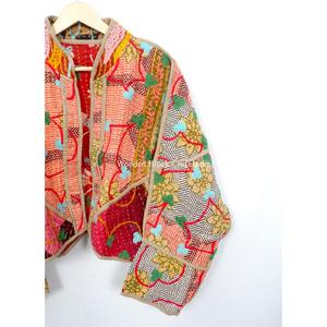 Chaqueta vintage para mujer 100% Kantha, hecha a mano en India, estilo bohemio con bordado, cierre abierto, chaquetas a la moda con estampado floral. - Product Image 3