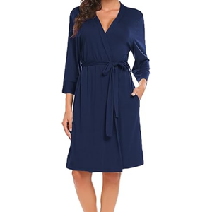 Peignoirs pour femmes en coton gaufré bleu marine uni avec bordure contrastée, manches en velours pelucheux, capuche en tissu doux, qualité hôtelière, chauds et confortables - Product Image 4