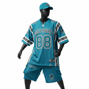 Conjunto de camiseta y pantalones cortos de fútbol para hombre, ligero, de poliéster, malla GSM, color verde azulado, paneles con bloques de color, logotipo personalizado con termoimpresión, conjunto corto para hombre - Product Image 1