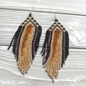 Boucles d'oreilles à perles marron, très longues, extra longues, à franges, style boho, en perles de rocaille, fournitures de perlage - Product Image 1