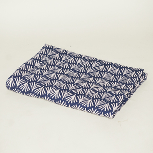 Blue Floral Printed Reversible Organic Washable <b>Quilt</b> Voile Fabric Woven <b>Bedding</b> Cloth Roll for <b>Bedding</b> Curtain & Home Use - Product Image 2