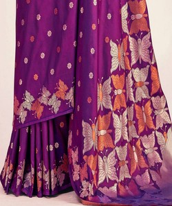 Sari de Seda Morado con Estampado de Mariposas, Traje Tradicional Indio para Bodas, para Mujer, Largo hasta el Suelo, Corte Regular - Product Image 5