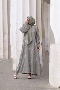 Meilleures ventes 2026 : Robe traditionnelle islamique vintage pour femme, confectionnée à la main, respirante et ornée de sequins, par Meera Fashion Designers, Dubaï, Arabie Saoudite - Product Image 4