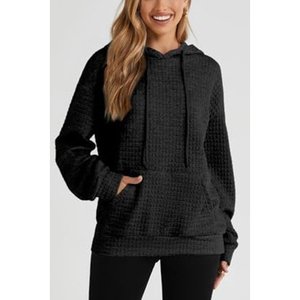 Sudadera con Capucha Unisex Negra de Punto Waffle, Corte Regular, Estilo Casual para Otoño, con Bolsillos, Material de Felpa - Product Image 1