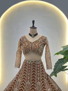 Lehenga Choli Orange FATEMA FASHION de créateur moderne avec broderie blanche complexe et travail de sequins, accompagné d'un dupatta assorti - Product Image 6