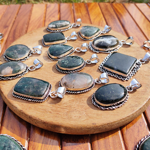 Anillo de Plata con Bisel de Latón Chapado en Plata, con Ágata Verde Musgo, Estilo Bohemio Artístico, Hecho a Mano, Unisex, Regalo de Boda - Product Image 4