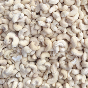 Nueces de Anacardo Crudas al Por Mayor de Alta Calidad WW180, WW240, WW320, LP, Nueces de Anacardo de Camboya Exportadas a EE. UU., UE, Medio Oriente - Product Image 1