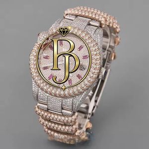Montre-bracelet élégante de luxe en quartz avec diamants, boîtier argent et or rose, lunette sertie de pierres précieuses, verre, index roses, accent couronne bleue, acier inoxydable - Product Image 6